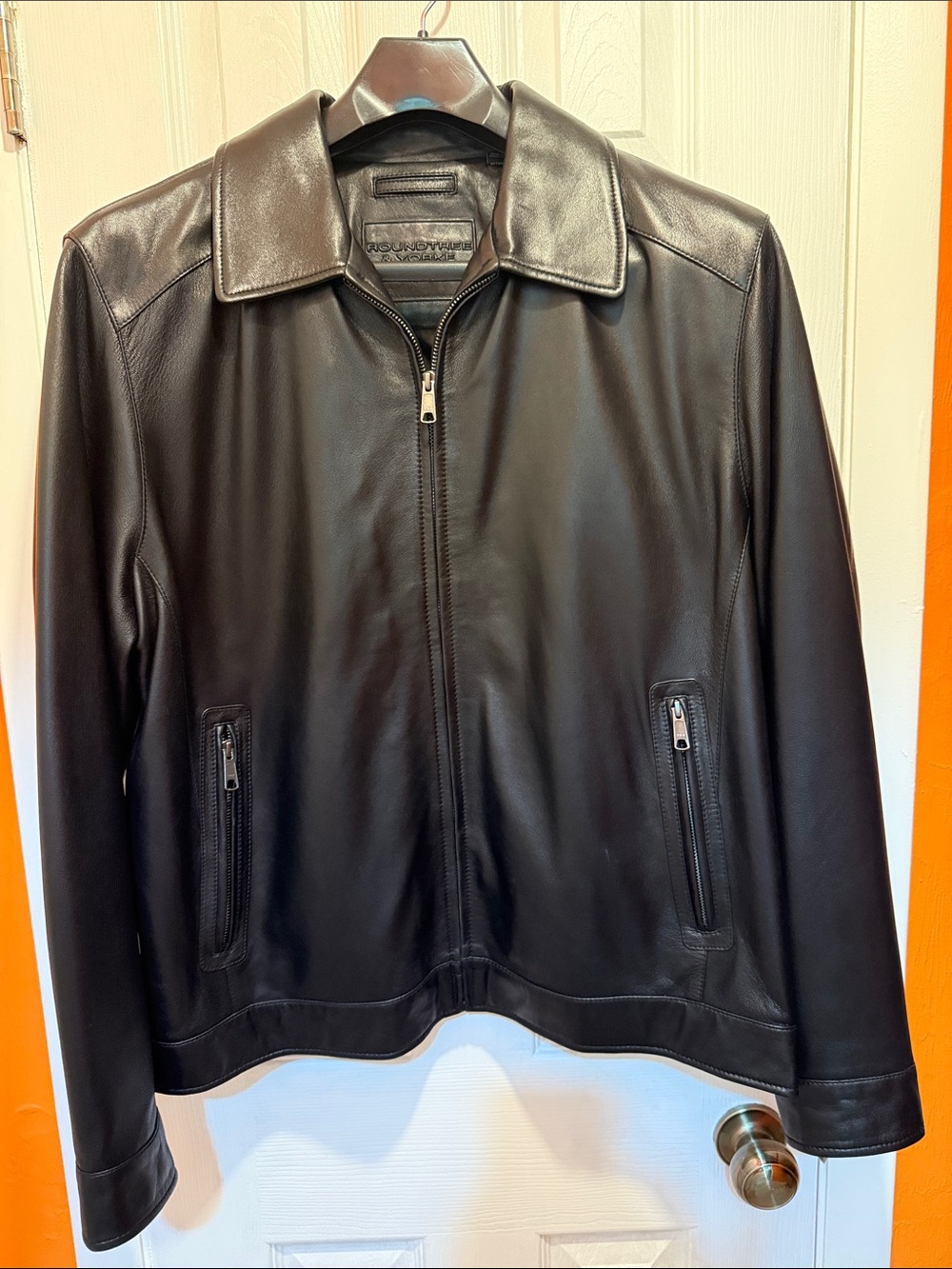 (Men’s) Roundtree & Yorke leather jacket
